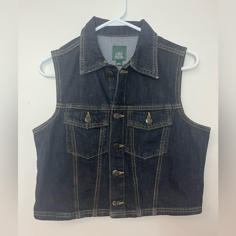 Wild Fable Denim Vest Medium Cropped Sleeveless Jean Jacket - Picture 2 of 6